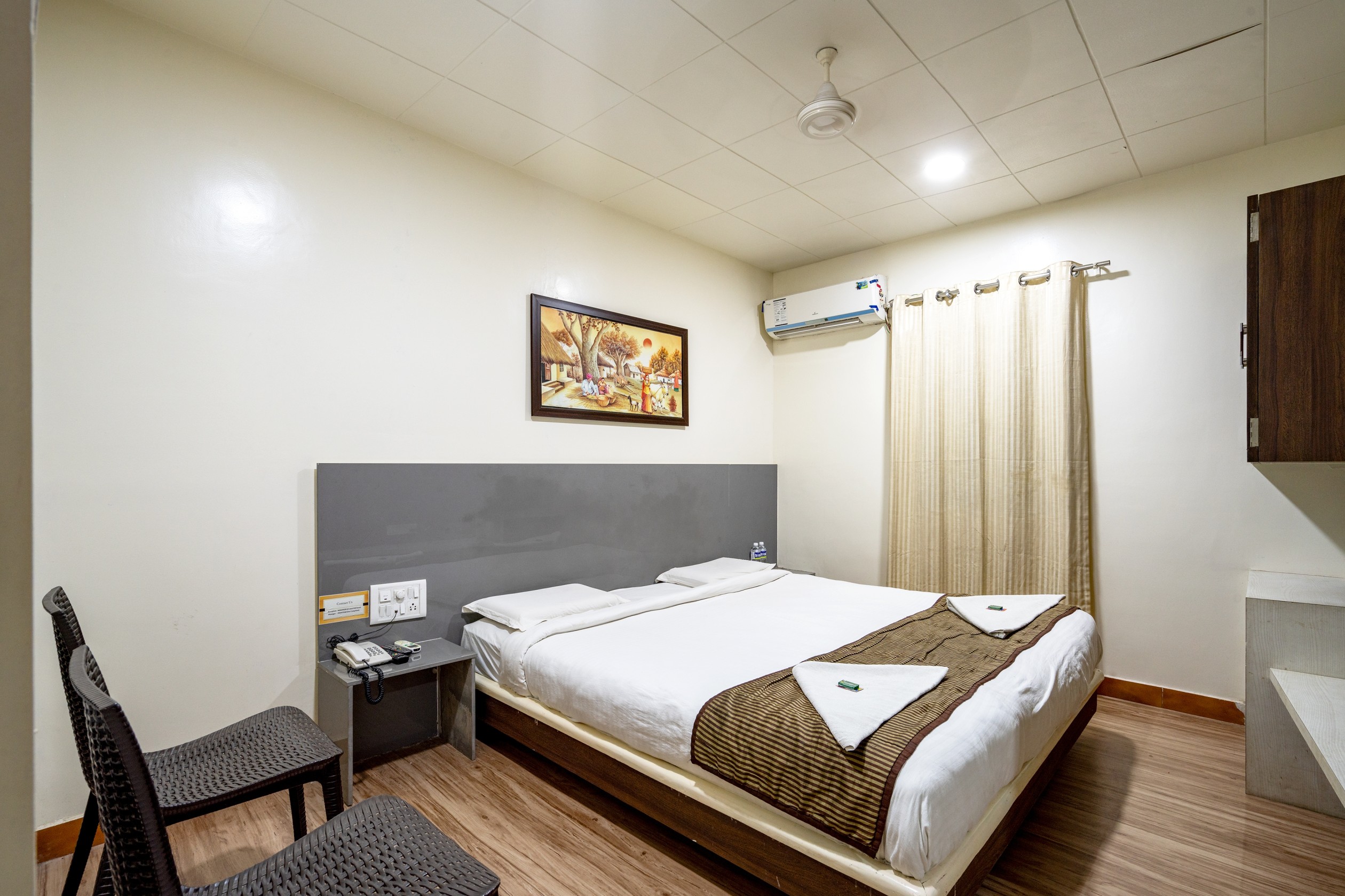 Darshan Executive Hotel-Lodge